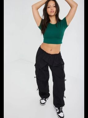 The Chloe Nylon Parachute Pant Black | Garage